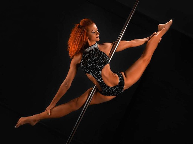 Kraft und Eleganz : Pole-Dance auf hohem Niveau zeigt Olena Shapoval  | Foto: Veranstalter