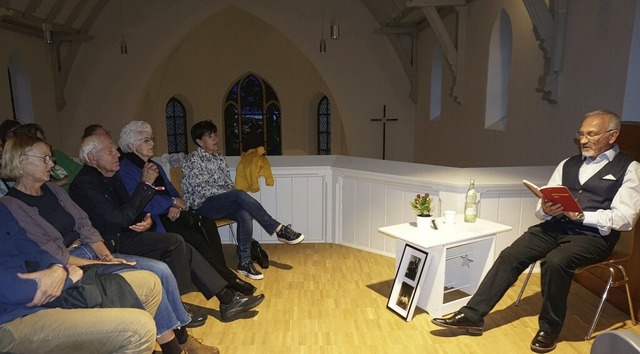 Leseort evangelische Kirche: Hans Mehl...s Leben seiner Uroma lebendig werden.   | Foto: Ursula Freudig