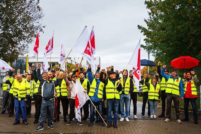 Nach zwei gescheiterten Verhandlungsru...n in Breisach am Donnerstag gestreikt.  | Foto: Cedric Bchling