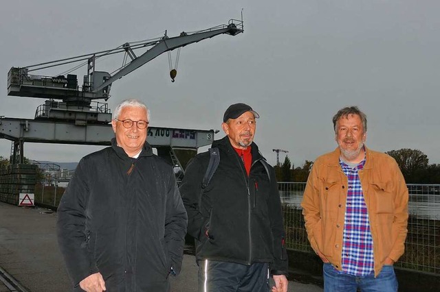 Oberbrgermeister Wolfgang  Dietz, Kra...essstation auf dem Kran im Rheinhafen.  | Foto: Ulrich Senf