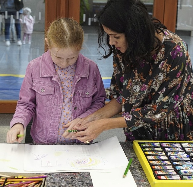 Evgeniya Scherer gibt Tipps.  | Foto: Brgerstiftung