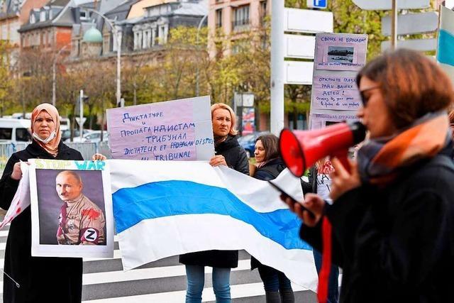 Von Wehr aus gegen Putin: Russische Asylbewerber protestieren gegen den Ukraine-Krieg