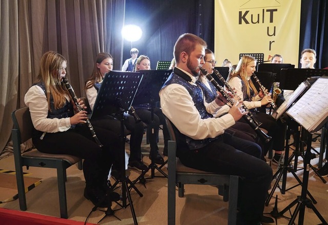 Die Jugendkapelle flingen gab unter L...k Strittmatter ein Konzert im Kulturm.  | Foto: Michael Gottstein