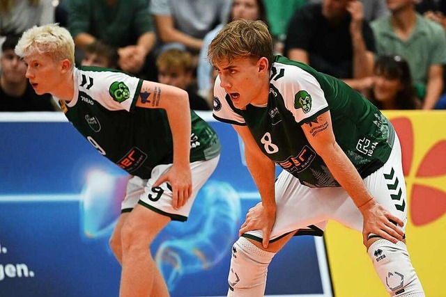 Angriffslustig gegen Haching: die FT-V...r Fabian Hosch (links) und Anton Jung.  | Foto: Achim Keller