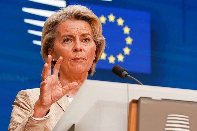 Ursula von der Leyen: &#8222;Heute ist ein historischer Tag&#8220;  | Foto: Omar Havana (dpa)