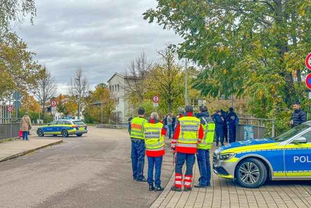 Bluttat an der Waldbachschule in Offenburg: 15-J�hriger soll Mitsch�ler im Klassenzimmer erschossen haben