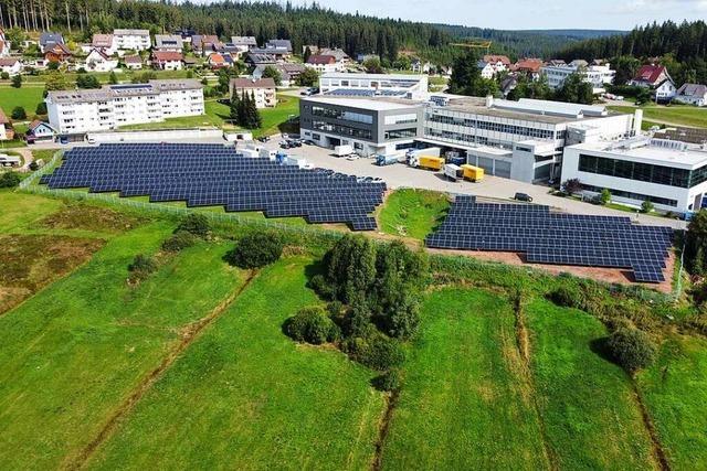 Franz Morat weiht in Eisenbach Solarpark ein