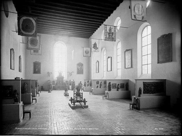 Aus dem Erffnungsjahr des Augustinerm...e Aufnahme des einstigen Kirchenraums.  | Foto: Augustinermuseum