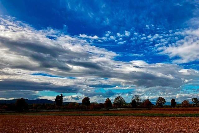 Entlang der B3 bei Malterdingen zieht sich eine richtig schne Wolkendecke