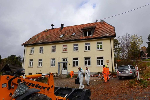 Von auen sind kaum Spuren des Brandes... Freitag ein Todesopfer gefordert hat.  | Foto: Hans-Jrgen Sackmann