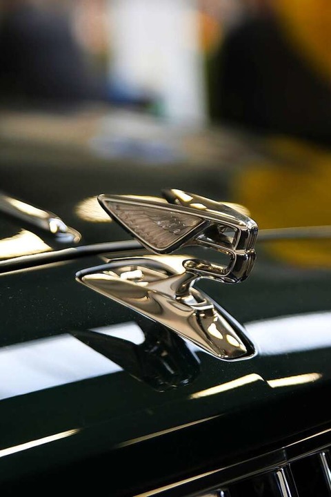 Die Khlerfigur des Bentley Flying Spur, der fr 136.000 Euro versteigert wurde.  | Foto: Michael Saurer