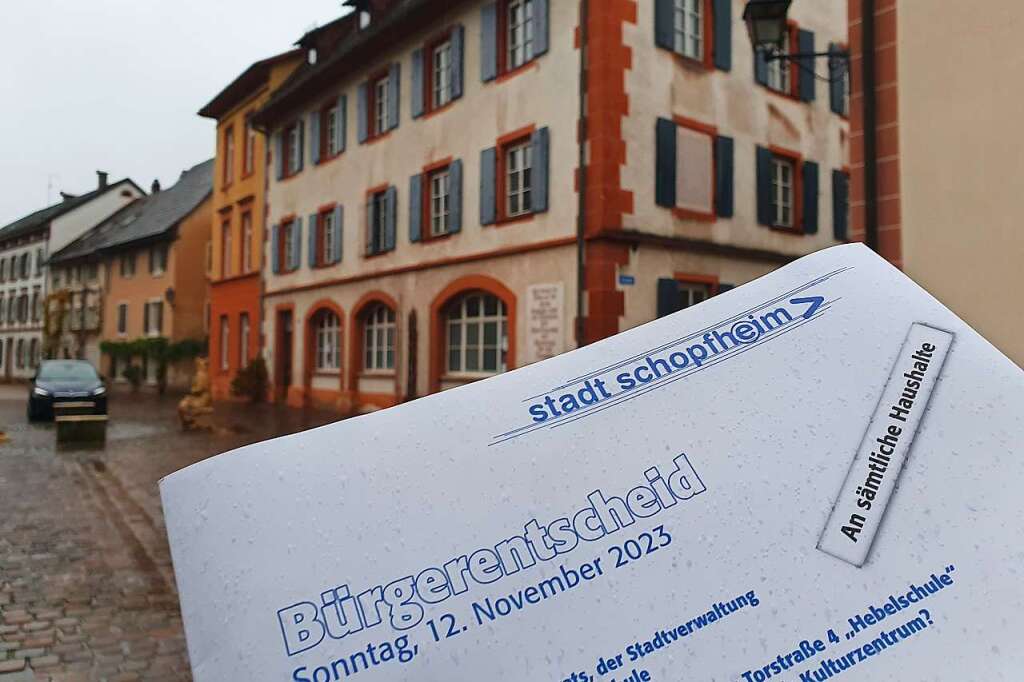 Ergebnis Des Bürgerentscheids Schopfheim Darf Die Hebelschule Verkaufen Schopfheim Badische