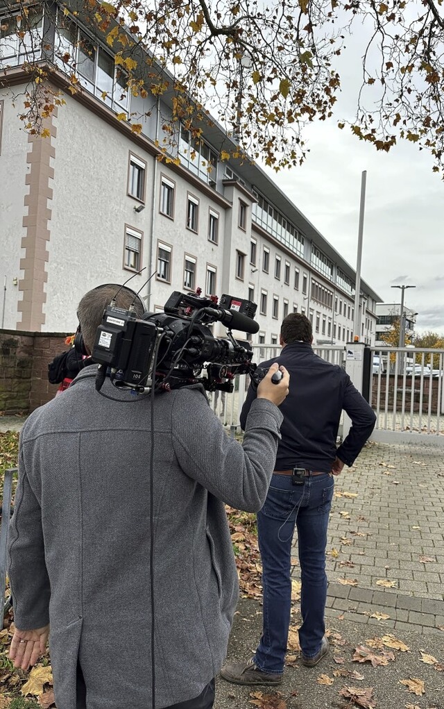 Das  Polizeiprsidium Offenburg stand ...kunft ber den Stand der Ermittlungen.  | Foto: Helmut Seller