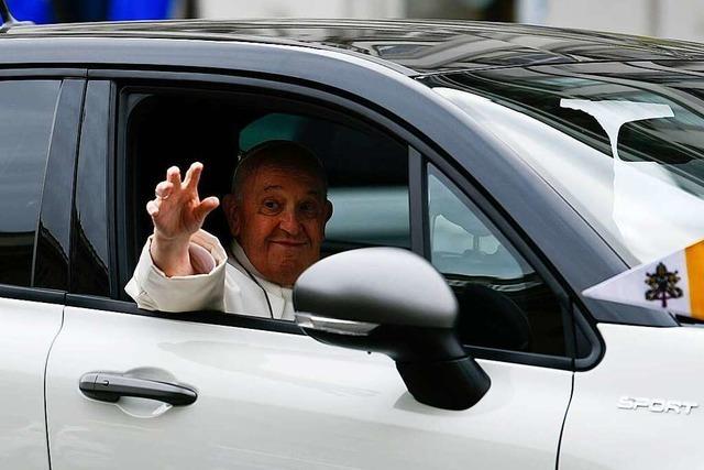 Klimaneutraler Vatikan: Der Papst setzt knftig auf E-Autos