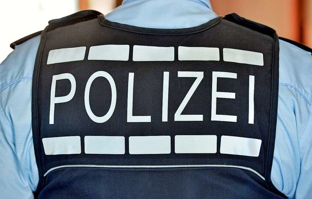 Die Freiburger Polizei bittet um Hinwe...ltestelle Heinrich-von-Stephan-Strae.  | Foto: Michael Bamberger