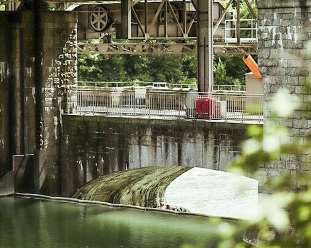 Eine Schleuse im Kraftwerk  | Foto: Energiedienst