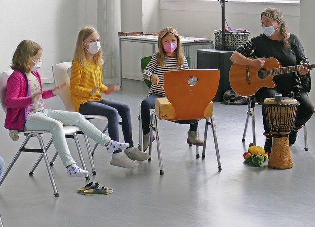 Der Unterricht an der Musikschule Nrd...kgrafen-Grundschule aus dem Jahr 2021.  | Foto: Michael Strter