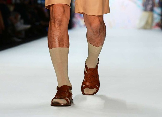 Auf der Mercedes-Benz Fashion Week in ...ination, die als typisch deutsch gilt.  | Foto: Matthias Balk (dpa)