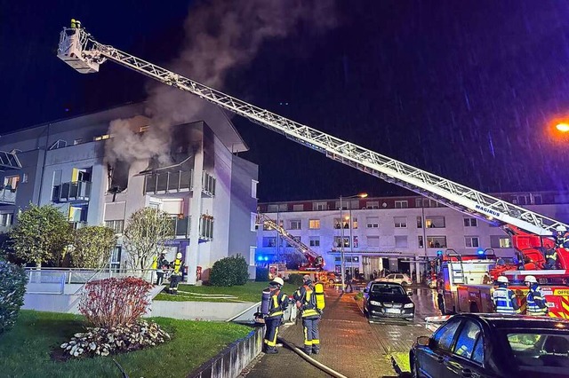 Eine von zahlreichen Seniorenwohnungen...ter aus den Wohnungen gerettet werden.  | Foto: Helmut Seller