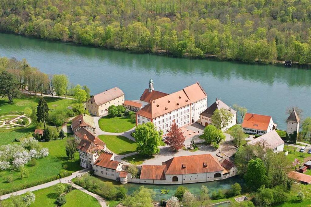 Schloss Beuggen in Rheinfelden steht, ...lte Gebude auch, unter Denkmalschutz.  | Foto: Eventgastro GmbH, Franziska Tanner und Alexander Schwabe, Schloss Beuggen