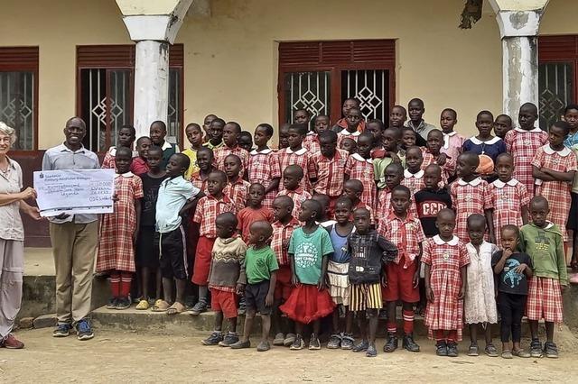 Weihnachtsbasar soll Kindern in Uganda helfen