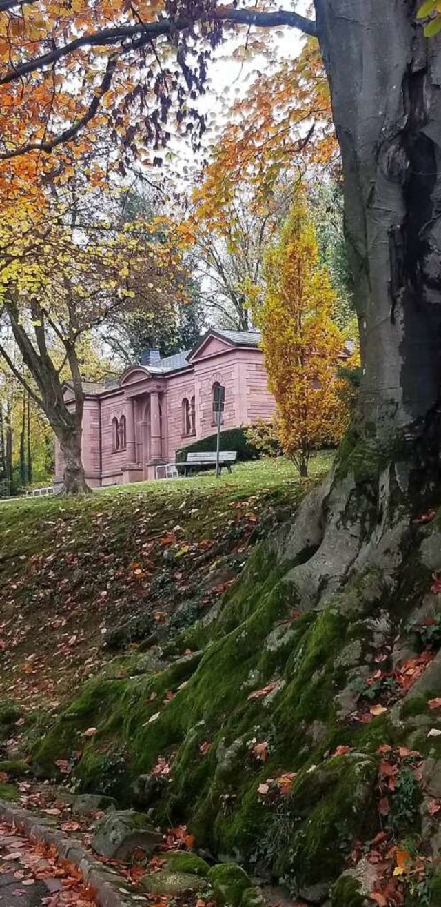 Die Trauerhalle auf dem Emmendinger Bergfriedhof.   | Foto: Gerhard Walser