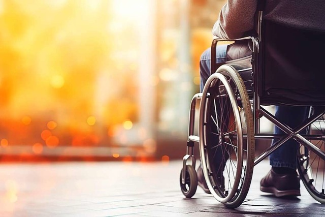 Stephan Mattern nutzt tglich einen Rollstuhl (Symbolbild).  | Foto: adobe Photo Stock