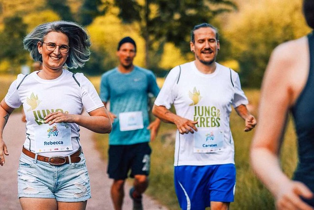 Die Jung-und-Krebs-Gruppe trifft sich ...und nimmt an Laufveranstaltungen teil.  | Foto: Raphael Pietsch
