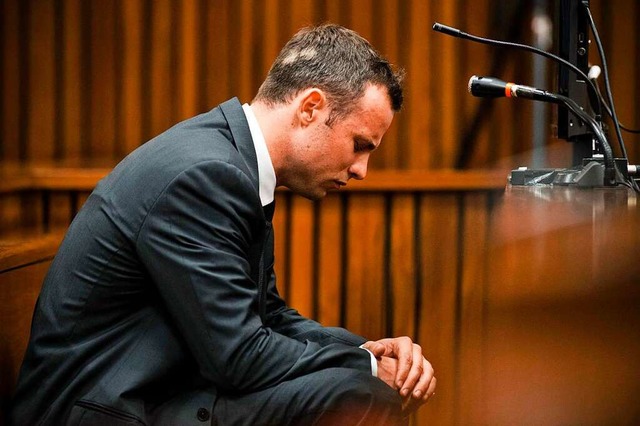Oscar Pistorius whrend des Gerichtsprozesses im Jahr 2014.  | Foto: - (AFP)
