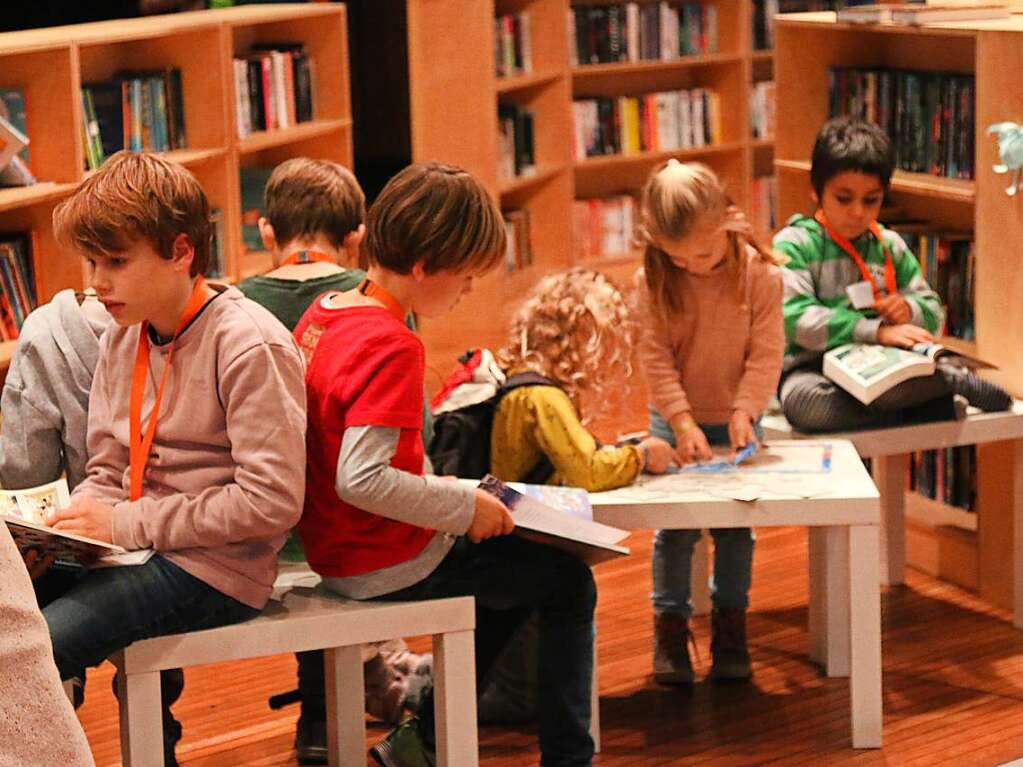 Ganz viel Lesespa und ein groes Rahmenprogramm gibt es bei der Kinderbuchmesse im Burghof Lrrach.