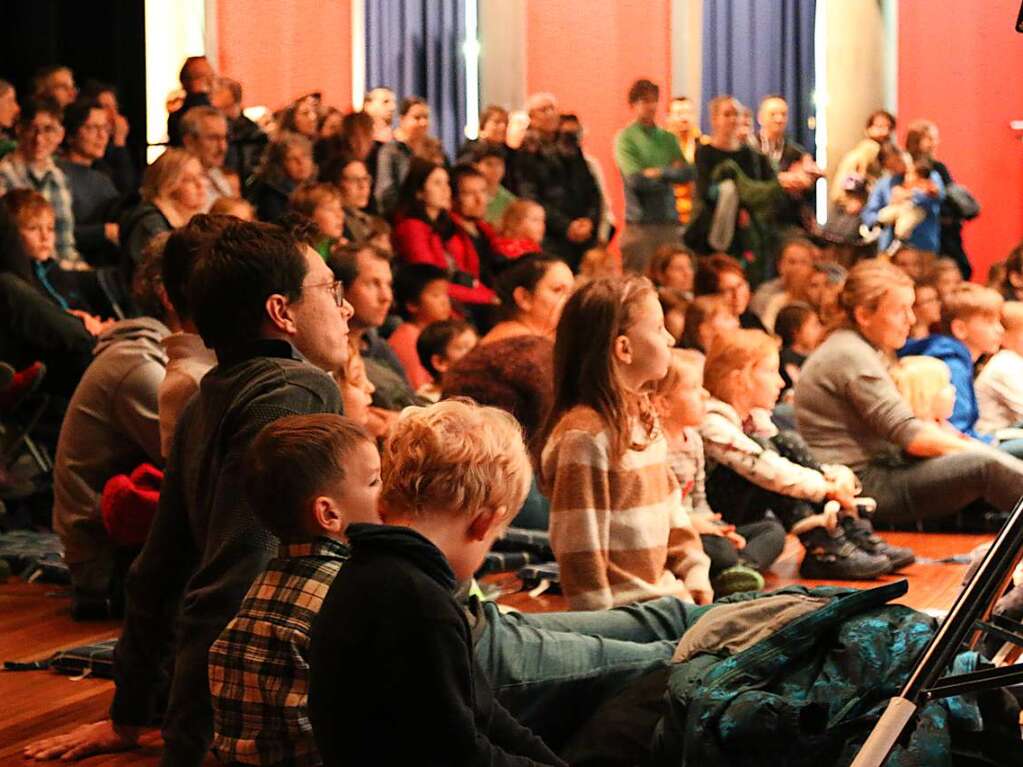 Ganz viel Lesespa und ein groes Rahmenprogramm gibt es bei der Kinderbuchmesse im Burghof Lrrach.