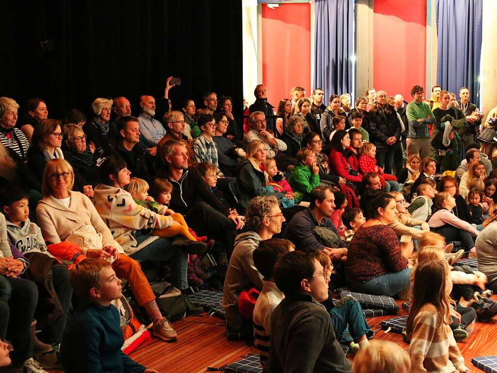 Ganz viel Lesespa und ein groes Rahmenprogramm gibt es bei der Kinderbuchmesse im Burghof Lrrach.