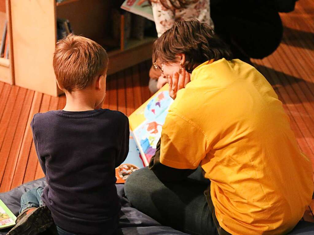 Ganz viel Lesespa und ein groes Rahmenprogramm gibt es bei der Kinderbuchmesse im Burghof Lrrach.