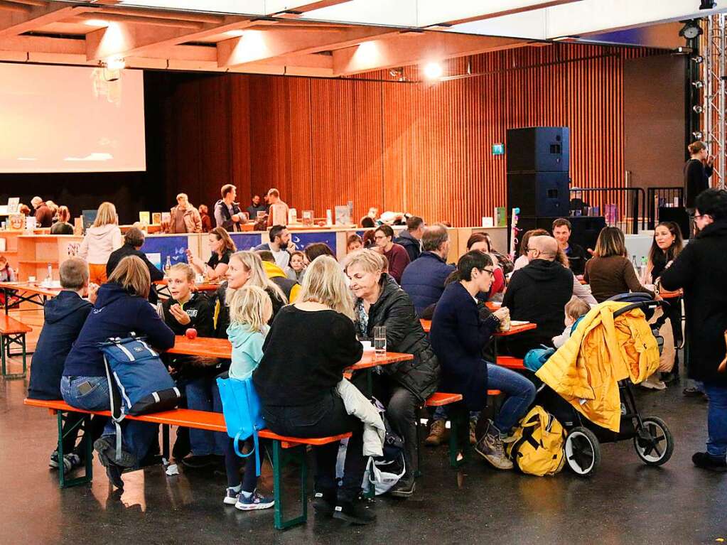 Ganz viel Lesespa und ein groes Rahmenprogramm gibt es bei der Kinderbuchmesse im Burghof Lrrach.