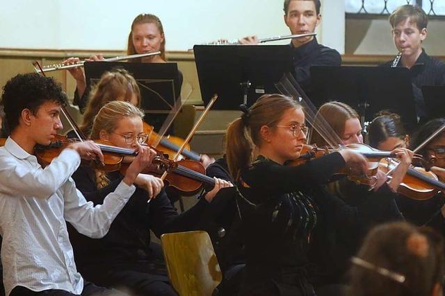 Das Konzert der Musikschule Weil am Rhein ist voll mitreiendem Drive und sprhendem Elan
