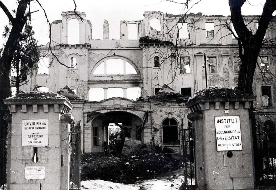 Die Ruine der Hals-Nasen-Ohren-Klinik an der Albertstraße  | Foto: Stadtarchiv