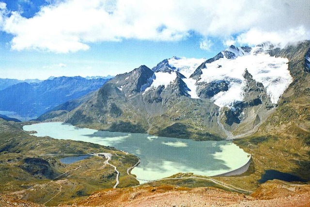 Die geplanten Staumauern des Lago Bianco  | Foto: Jachen Knz