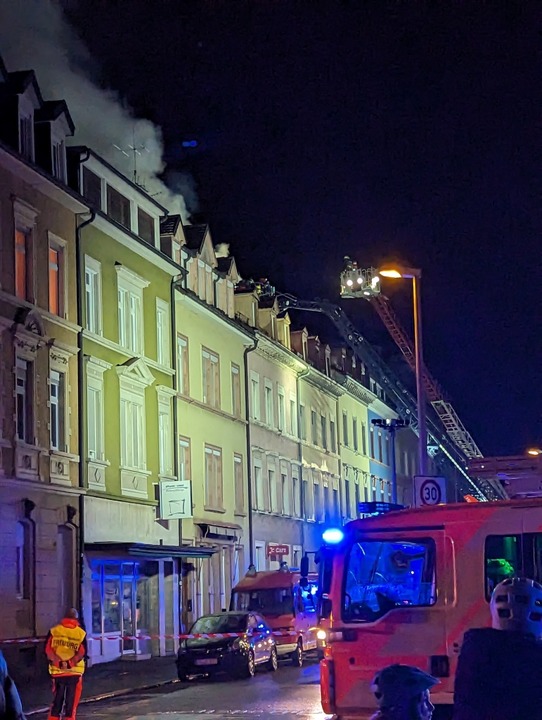 In der Klarastraße brennt es.  | Foto: David Pister