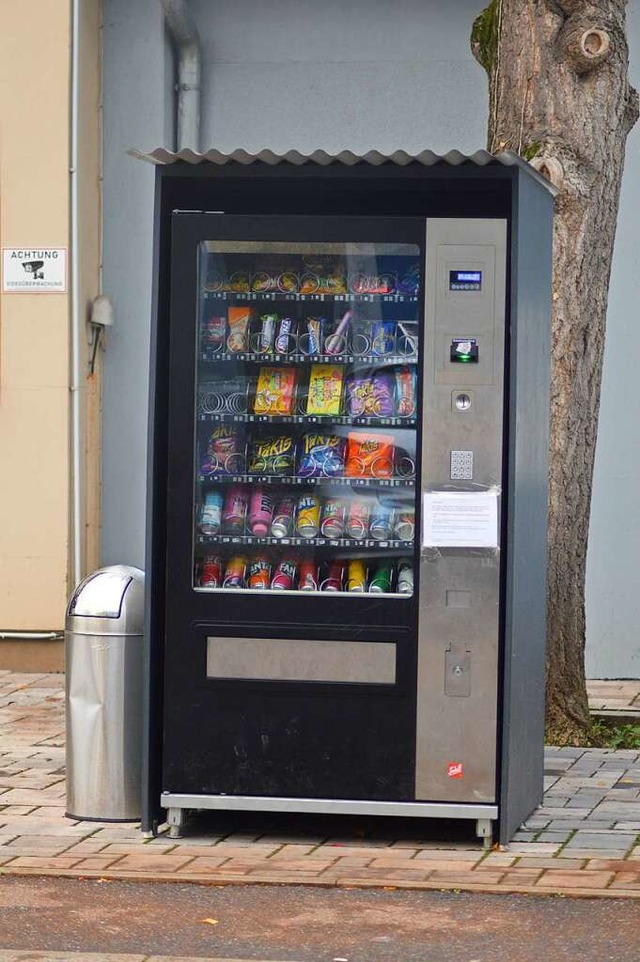 Der umstrittene Snackautomat in der Winterer Strae in Ettenheim  | Foto: Lena Marie Jrger