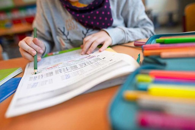 Von 2026 an haben Grundschulkinder einen Anspruch auf Ganztagsbetreuung.  | Foto: Sebastian Gollnow (dpa)