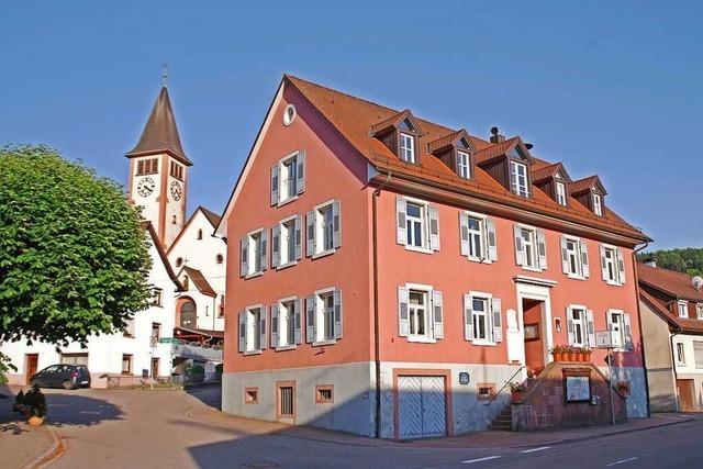 Das Geld reicht nur fr die Sanierung der Fassade des Rathauses der Gemeinde Schuttertal