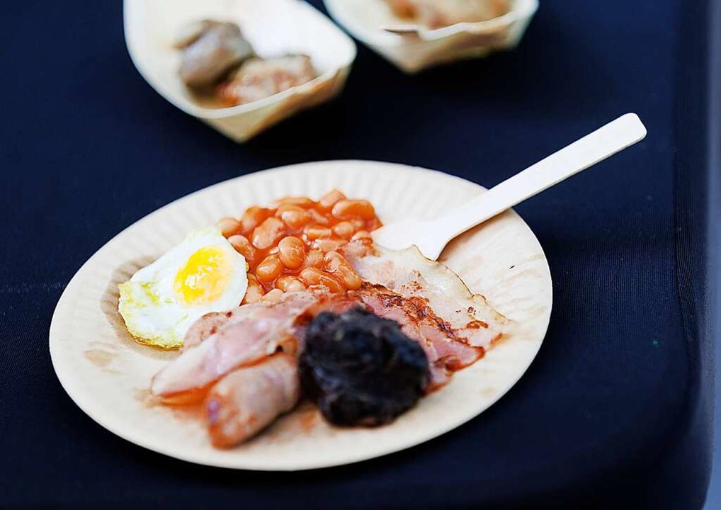 Deftig: ein klassisches englisches Frühstück  | Foto: Eduardo Parra (dpa)