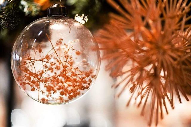 Die Trends des Weihnachtsschmucks: Mehr Natur am Tannenbaum