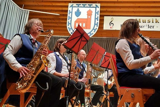 Der Musikverein  Friedenweiler-Rudenbe... Jahreskonzert ein musikalisches Men.  | Foto: Heidrun Simoneit