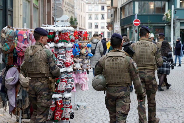 Straßburg verstärkt Kontrollen des Weihnachtsmarktes mit Drohnen und Antiterror-Spezialkräften