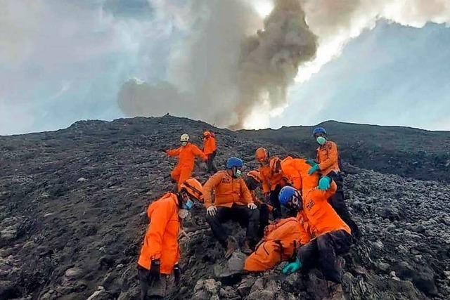 Tote Bergsteiger nach Vulkanausbruch auf Sumatra