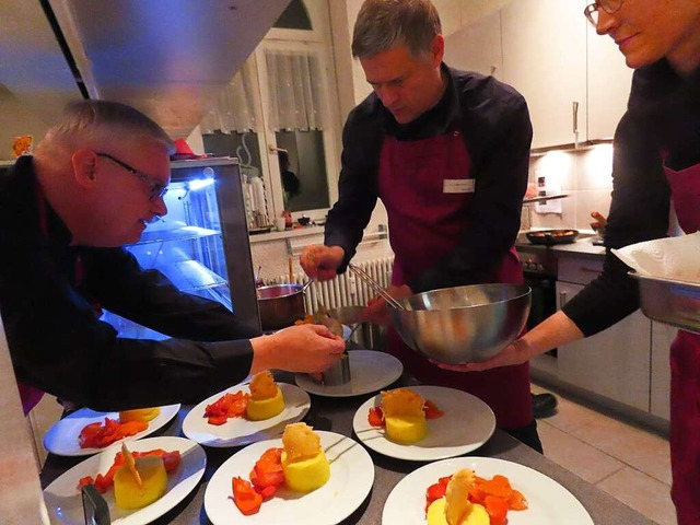 Viele helfende Hnde waren beim neuen ...kalen Bndnisses fr Familie am Start.  | Foto: Gerd Leutenecker