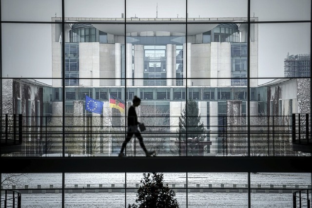 Der Haushaltsausschuss tagte im Paul-Lbe-Haus am Bundeskanzleramt.  | Foto: Kay Nietfeld (dpa)