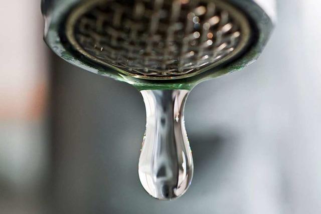 Wasserrohrbruch in Lrrach: Versorgung in der Raiffeisenstrae zeitweise unterbrochen