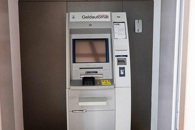 Aus Angst vor Sprengung: Volksbank legt Automaten in Mllheim-Britzingen still